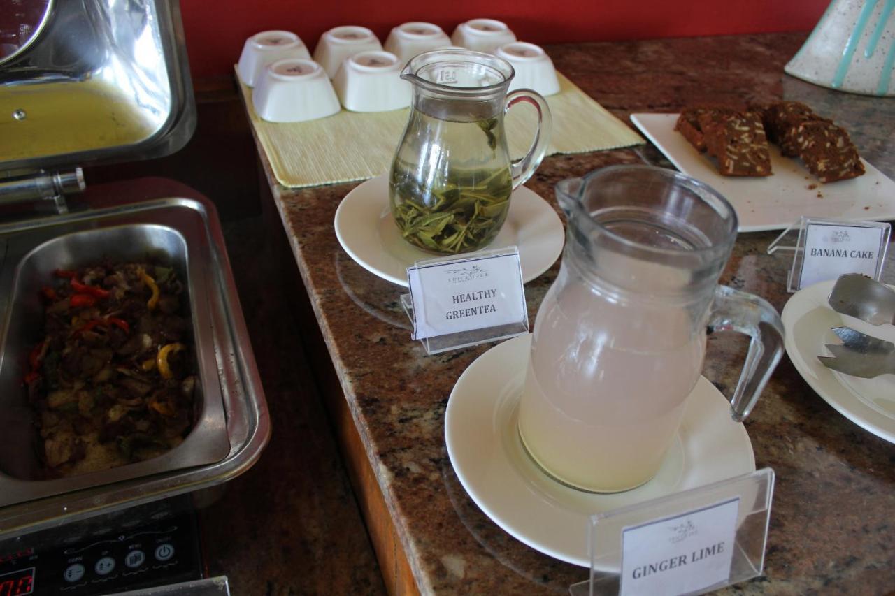 Spicetree Munnar Hotel Chinnakanal Buitenkant foto