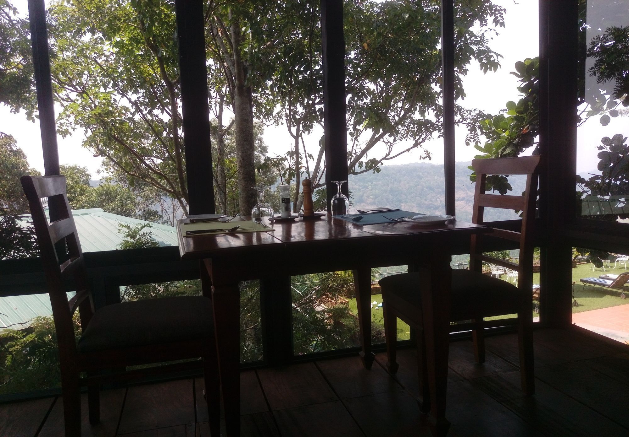 Spicetree Munnar Hotel Chinnakanal Buitenkant foto